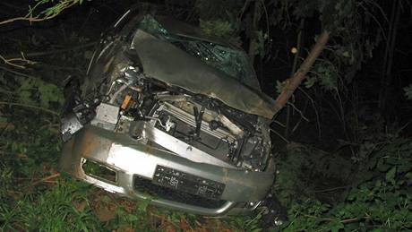 Nehoda Toyoty Corolla u Slavkova u Uherského Brodu(23.7.2009)