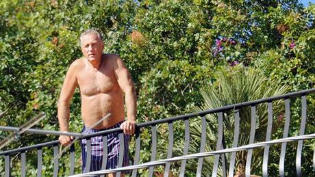 Mirek Topolánek na dovolené v Itálii.