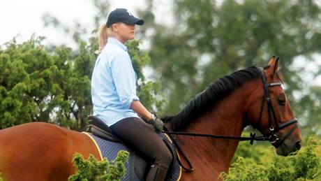 védská princezna Madeleine pi projíce na koni na ostrov Öland, kde má královská rodina letní sídlo.