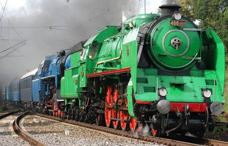 Parní lokomotiva známá pod přezdívkou „zelený anton