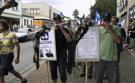 Zamstnanci bval Alcoy pohbvaj podnik