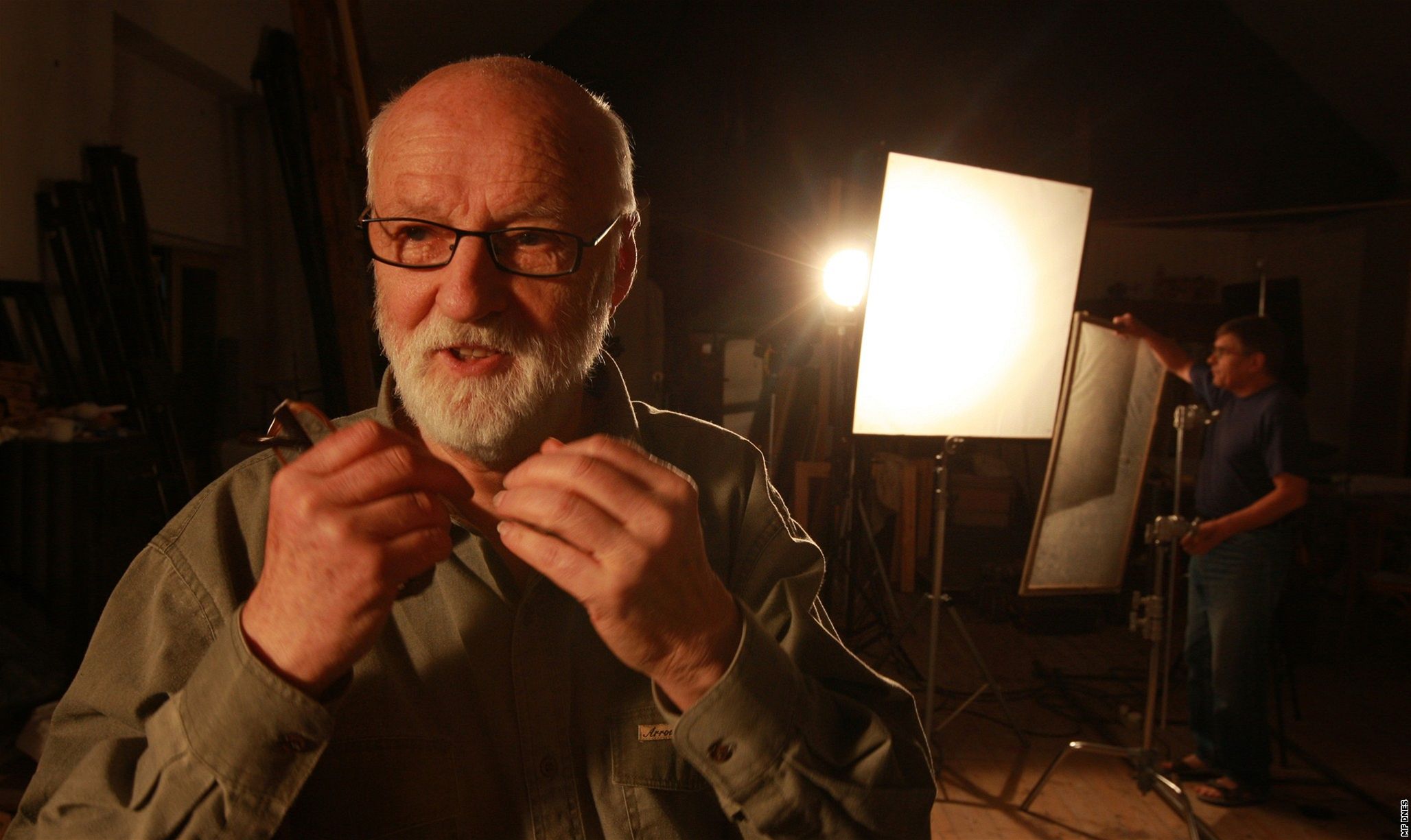 Jan �vankmajer natá�í sv�tový unikát: animuje fotografie herc� (archivní snímek).