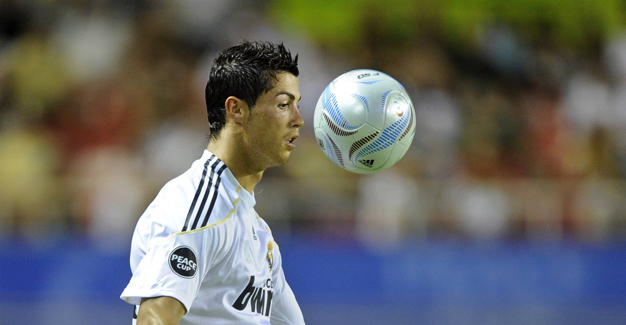 Ronaldovi se v Realu da�í hned od za�átku sezony. Vyst�ílí svému bývalému trenérovi peníze za výhru v sázce?