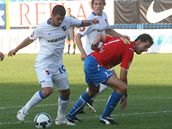 Ostrava . Plze�: Robert Zeher (uprost�ed) a Tomá� Hájovský (vpravo).
