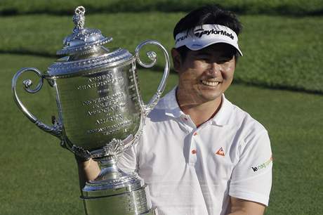 Jang Jong-un se stal prvním asijským hráem, který vyhrál major.