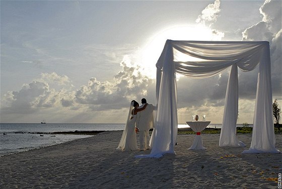 Kajmanské ostrovy, svatba na pláži