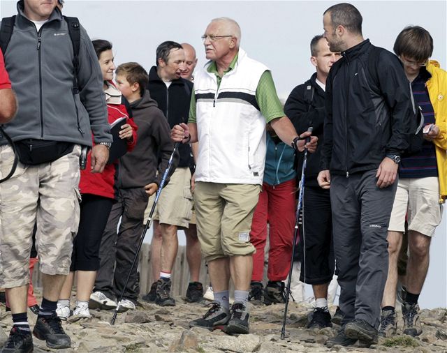 Václav Klaus na vrcholu Snky (10.srpna 2009)