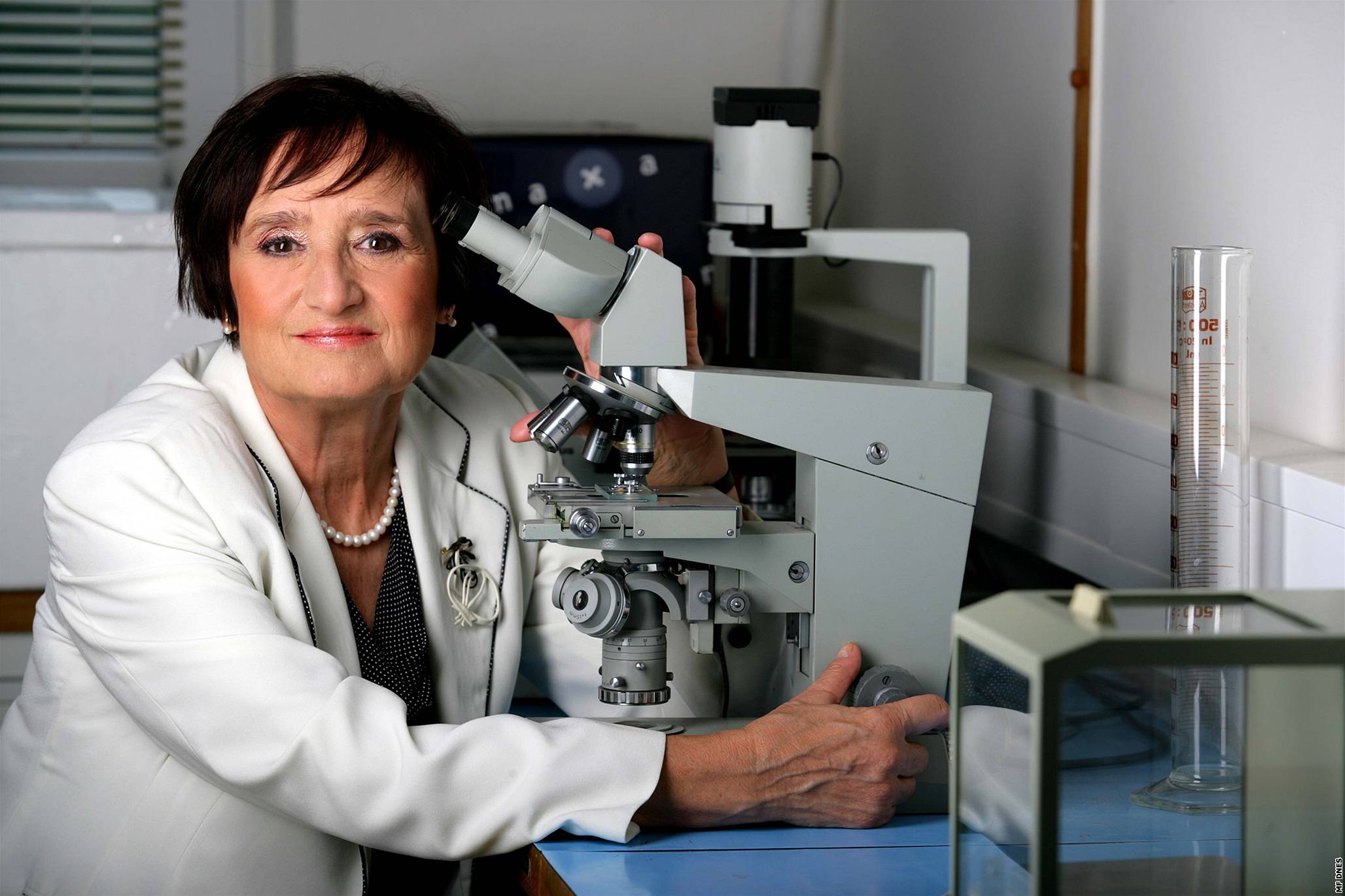 Blanka �íhová, imunolo�ka, mikrobiolo�ka, Mikrobiologický ústav AV �R; Praha