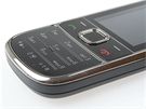Recenze Nokia 2700 telo