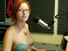 Moderátorka Veronika Nágrová vysílala v rádiu nahá 