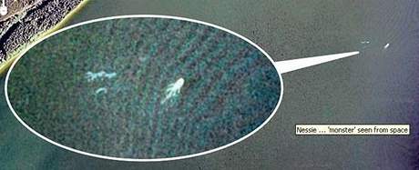 Lochneska zachycená na satelitní fotografii aplikace Google Earth