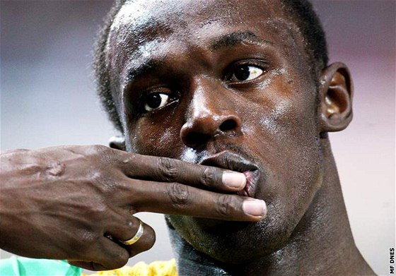 ATLETICKÝ VLÁDCE. Tři zlaté medaile, dva rekord. Usain Bolt nadchl senzačními výkony.