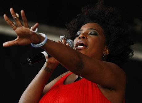 Macy Gray