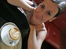 Konec seriálu o káv, latté art -  kavárnice Petra Veselá vytvoila na