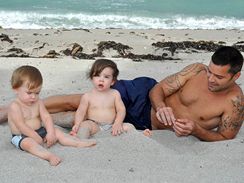 Ricky Martin a jeho dvojata Matteo a Valentino v Miami 