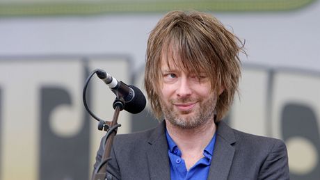 Frontman Radiohead Thom Yorke na Latitude festivalu v Suffolku