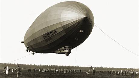 Před 80ti lety poprvé vzlétla vzducholoď Graf Zeppelin.