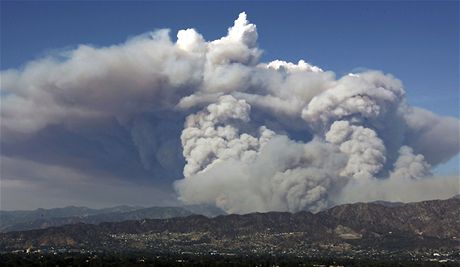 Požáry v okolí Los Angeles (29. srpna 2009)