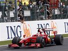 Velká cena Belgie: vítz Kimi Räikkönen projídí cílem