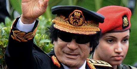 Muammar Kaddáfí. Na píkladu výcara ukázal, co umí, napsaly The Times