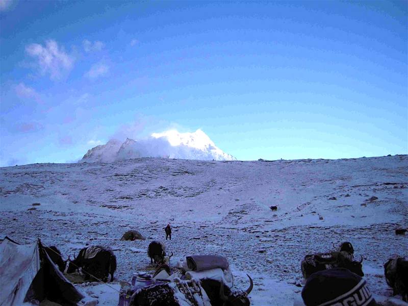 Expedice Sulovského na Cho Oyu. Pedsunutý základní tábor ve výi 5250 metr
