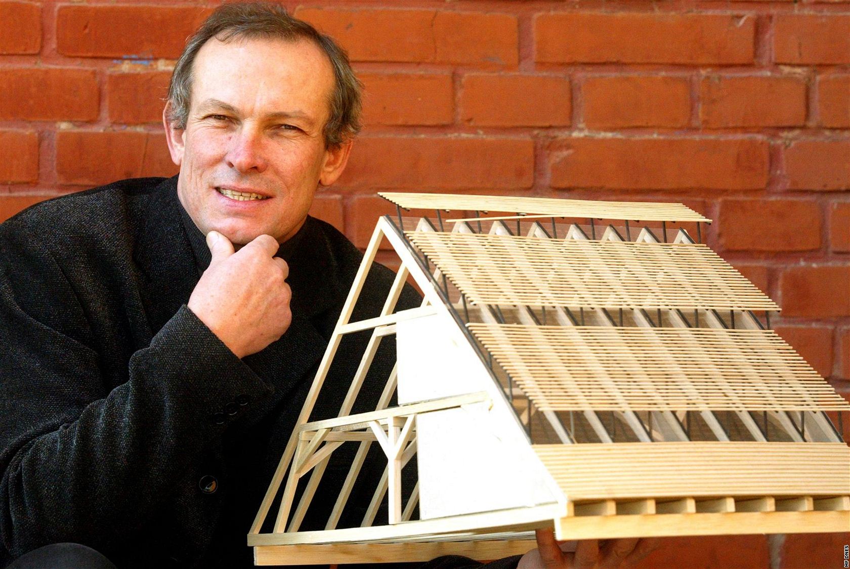 Architekt Josef Pleskot: Jediná nad�je budoucnosti je zodpov�dný, anga�ovaný, �inorodý, kreativní, zat�ovaný, politický �lov�k