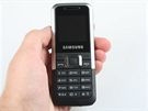 Recenze Samsung E1120 telo