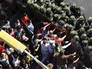 Stíkakové útoky zaehly nové protesty v ulicích Urumi (3. záí 2009)