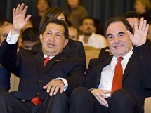 Filmov festival v Bentkch 2009 - venezualesk prezident Hugo Chvez (vlevo) s americkm reisrem Oliverem Stonem