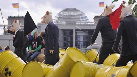 V Berlín protestují desetitisíce odprc jaderné energie (5. záí 2009)