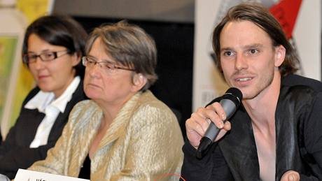 Premiéra filmu Jáno�ík, Bratislava 4. zá�í 2009 (zprava Václav Jirá�ek a re�isérky Agnieszka Hollandová a Kasia Adamiková)