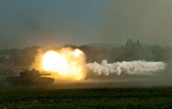 Jednotky NATO podle ruské televize zaútoily na Blorusko. Ilustraní foto