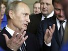 Ruský premiér Putin ve zbrojovce v Tule