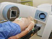 Nov pstroj pro zkvalitnn lby a diagnostiky onkologicky nemocnch v Masarykov onkologickm stavu v Brn.