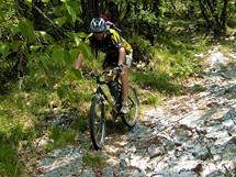 Sjezd po skle pod Monte Baldo.