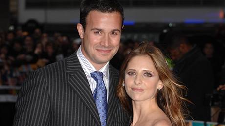 Sarrah Michelle Gellarová a Freddie Prinze Jr.