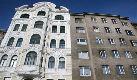 Pedevím samoivitelé a lidé bez partner si nemohou ve Vídni drahé bydlení dovolit