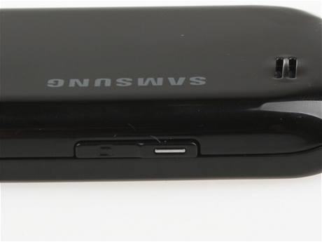 Samsung i8000 Omnia II