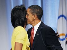 Americk prezident Barack Obama s manelkou Michelle pijeli do Kodan lobbovat za olympidu 2016 v Chicagu (2. jna 2009)