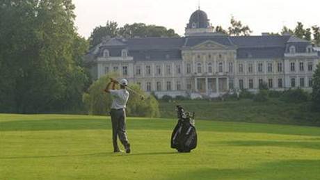 Golfový areál ilheovice.