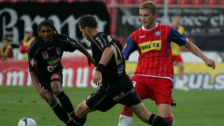 Brno - Píbram,  Zprava: domácí Kriko, Klesa a Rodrigues