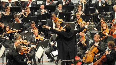 Stuttgarttí filharmonici v Janákov opee v Brn zahájili slavnostním koncertem festival Moravský podzim