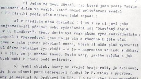 Václav Havel na snímku z 26. kvtna 1978. Jako mluví Charty 77 byl ped rokem ve vazb. Do vzení se brzy vrátí - po procesu se leny VONS.