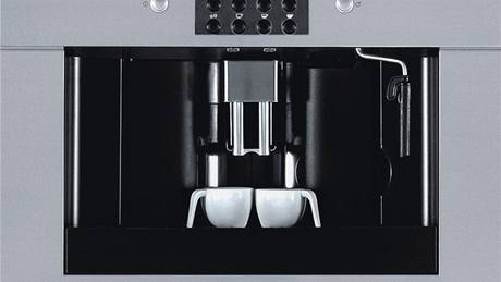 Automaty a plnoautomaty jsou pro toho, kdo chce kávu rychle a bez pemýlení