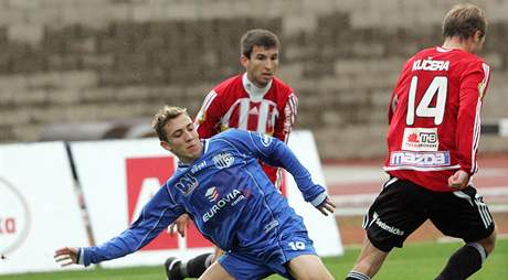 Ústí nad Labem - ikov: Veverka a Kuera