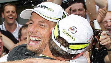 Jenson Button slav titul mistra svta 2009