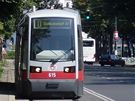 Tramvaj ULF ve Vídni