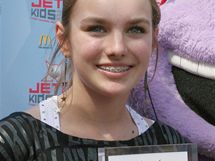 Ewa Farna na pedvn cen Jetix Kids Awards (2007)