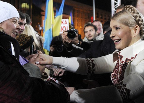Julija Tymoenková se bude na Ukrajin ucházet o prezidentské keslo.