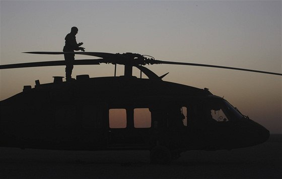 Vrtulník v Afghánistánu (Ilustraní foto)